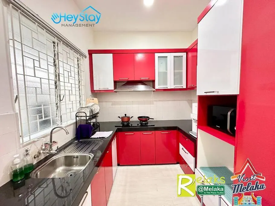Klebang Villa 17Pax Privateswimmingpool Townarea By Heystay Management Malacca 0*,  Malaysia